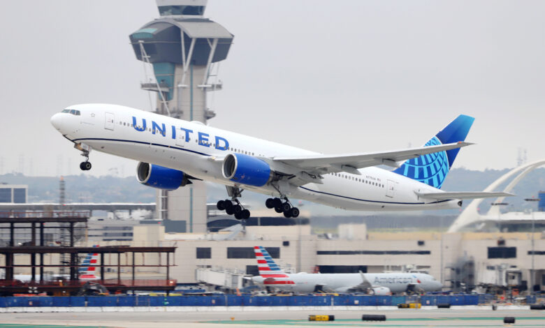 united airlines flight ua770 emergency diversion